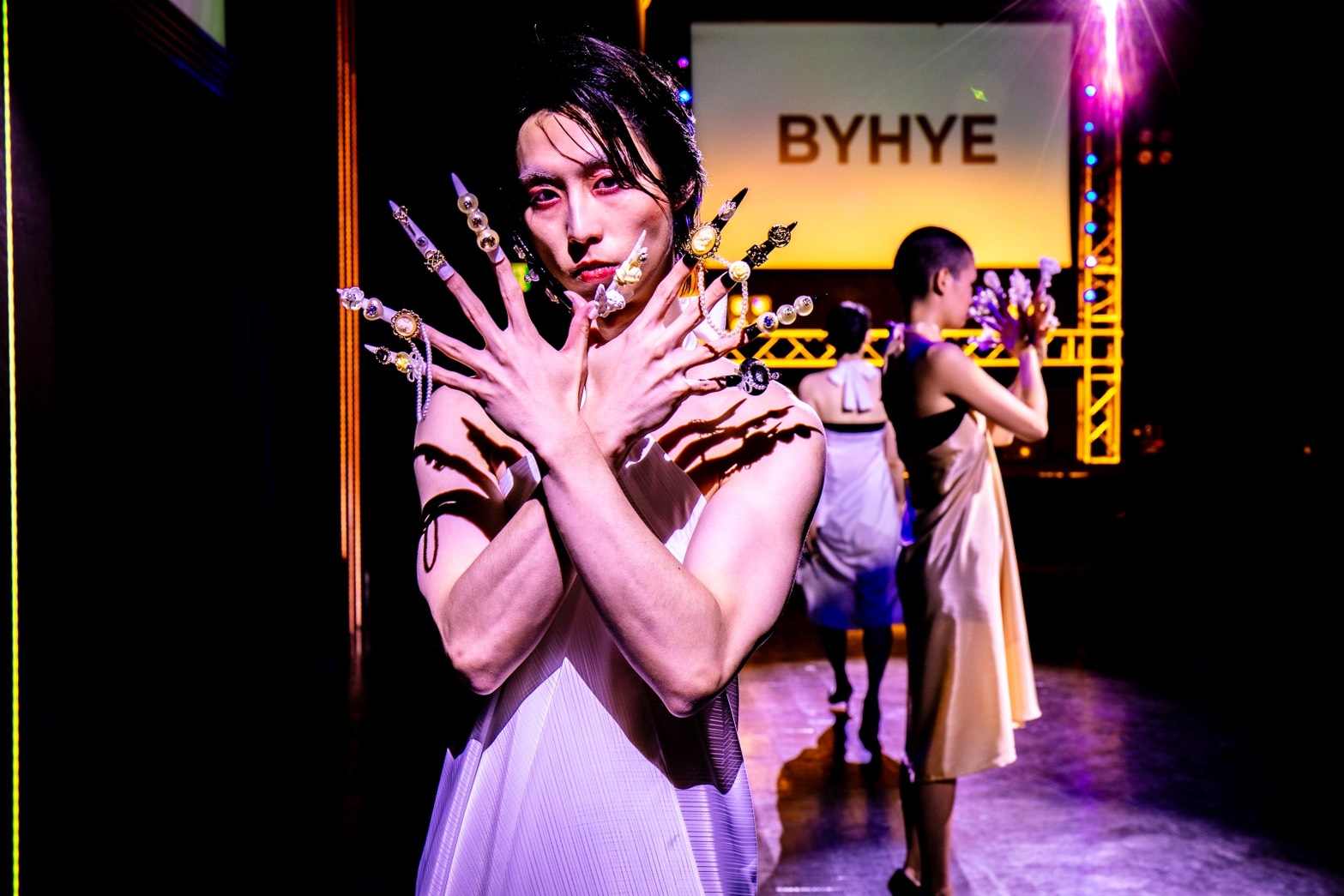 BYHYE Work 01